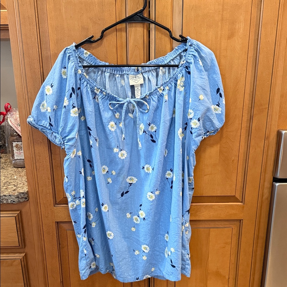 St. John's Bay Light Blue Floral Blouse